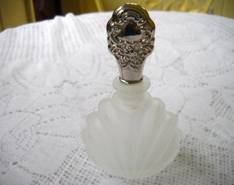Vintage Fan Shaped Perfume Bottle, Glass Perfume Bottle, Ornate Silver Stopper, Art Deco Frosted Bottle, Dresser Bottle,