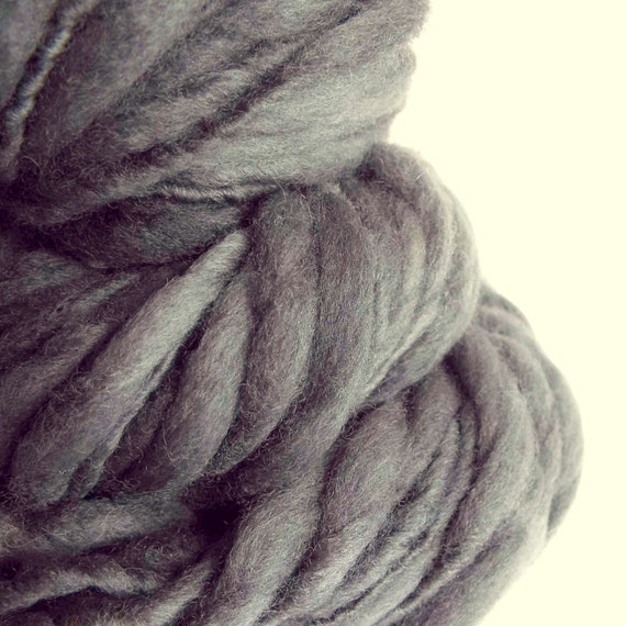 Thick and Thin knitting yarn chunky merino knitting wool