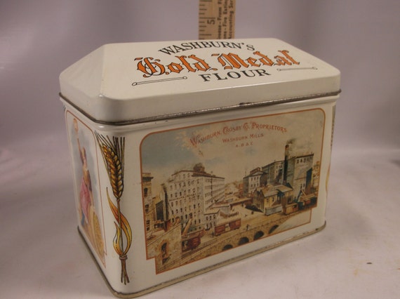 Recipe Box Vintage Washburn's Gold Medal Flour by retroricks