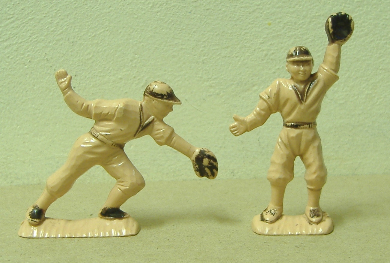 mini baseball figurines