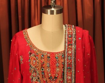 Hansel Shalwar Kameez Fabric Cut Piece – 4.5M main image 1