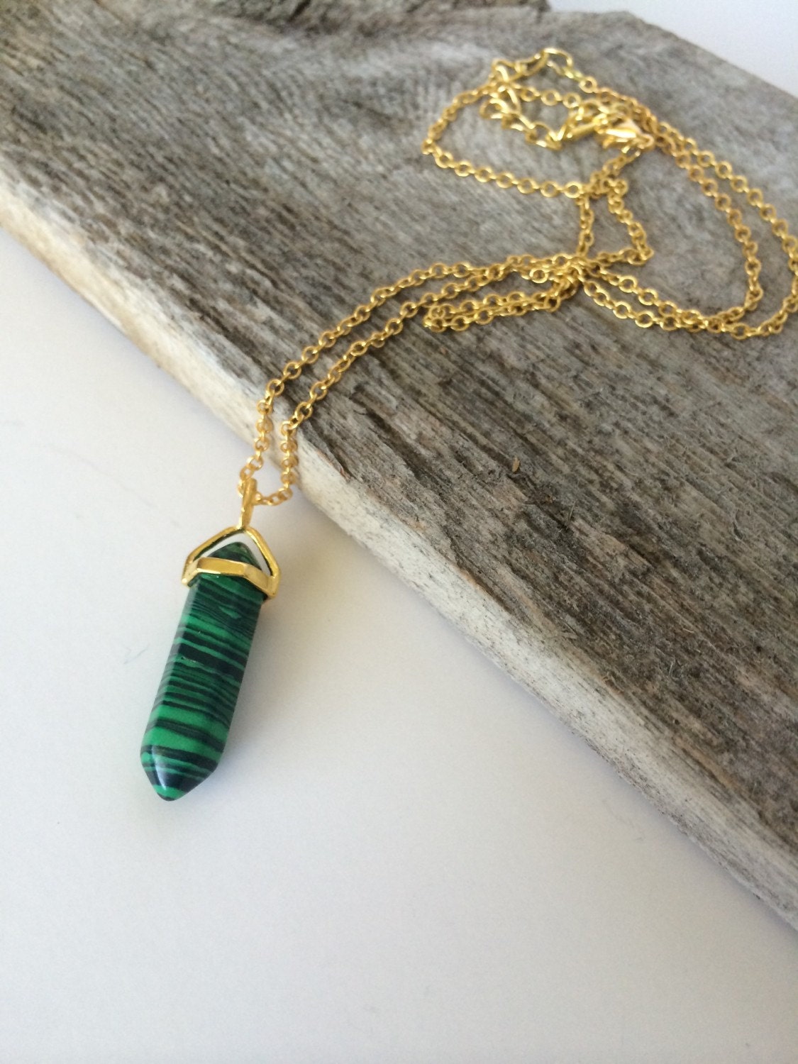 Emerald Green Stone Hexagonal NecklaceNatural Stone Necklace