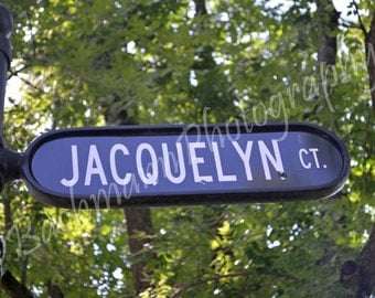 Jacquelyn Street Sign
