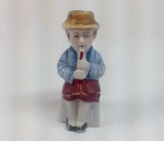 Vintage Made in Occupied Japan Sitting Man Male Playing Horn