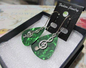 Music NOte, Treble Clef, Custom Jewelry, Music Gift, Mother's Day Gift, guitar pick earrings, Guitar, Drum, Saxophone, Music Note