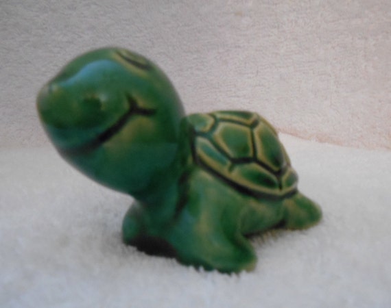 Small Vintage Green Turtle Ceramic Toothpick