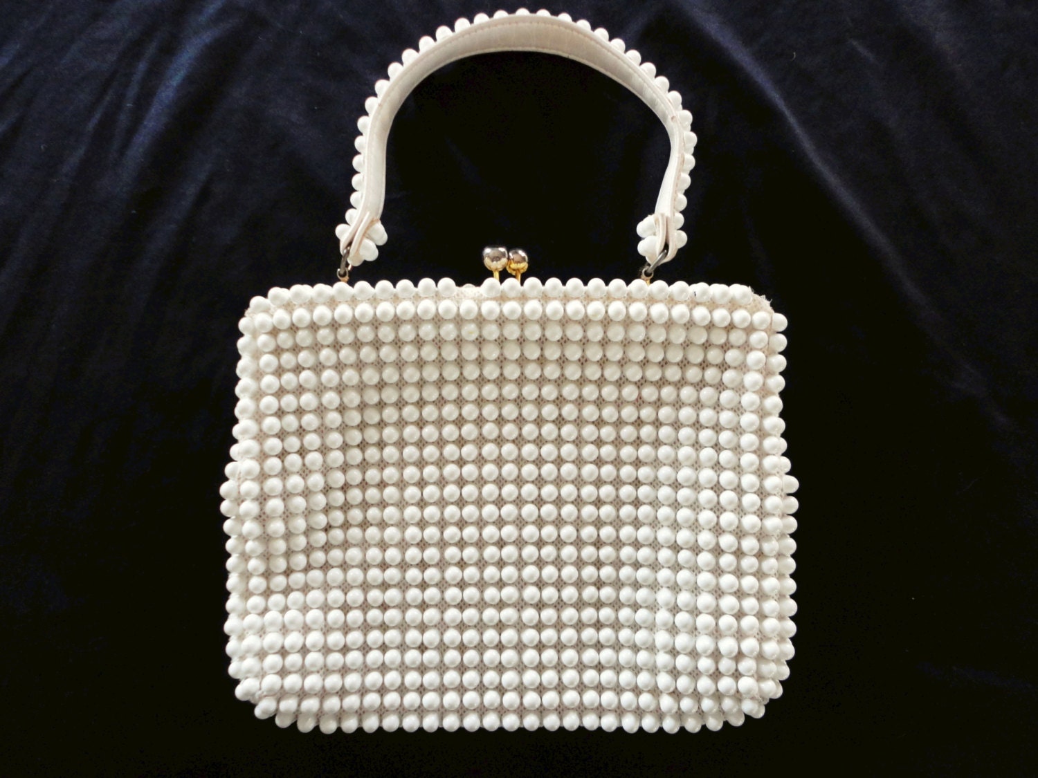 Vintage White Beaded Handbag with Handle and Snap Clasp