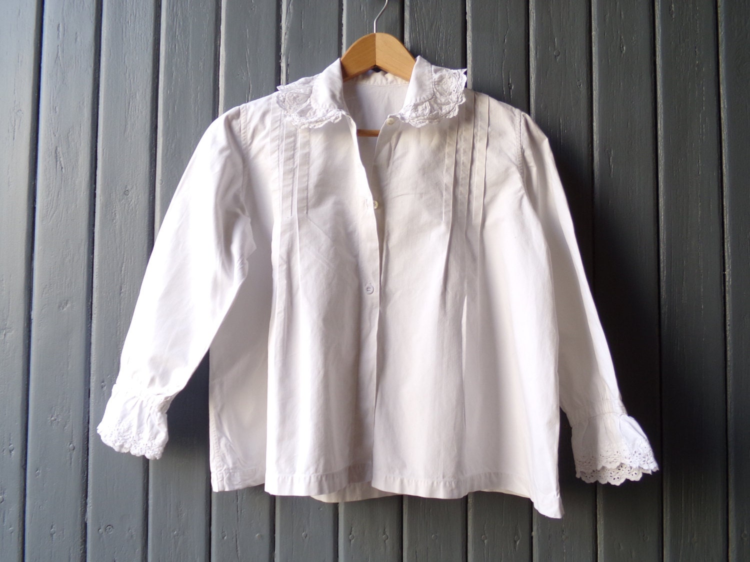 Adorable French antique lady’s blouse, white cotton linen chemise, over ...