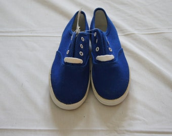 Vintage 1990's - New Kids Keds Blue Canvas girls shoes - size 13m