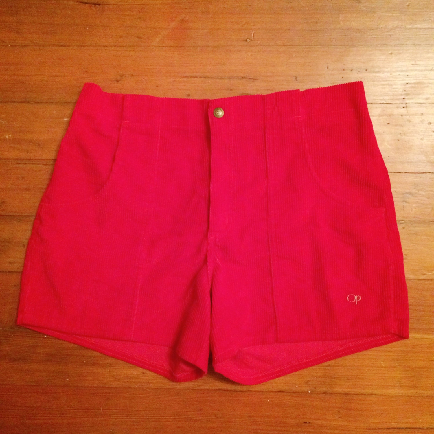 Red corduroy OP ocean pacific shorts vintage Size 34 mens
