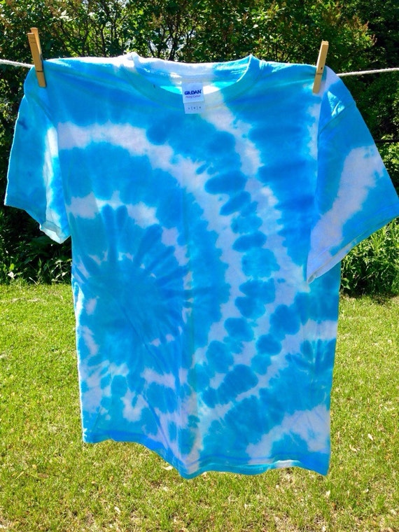 Ocean Blue Spiral Tie Dye T-Shirt Aqua Tie Dye by beachbumtiedye