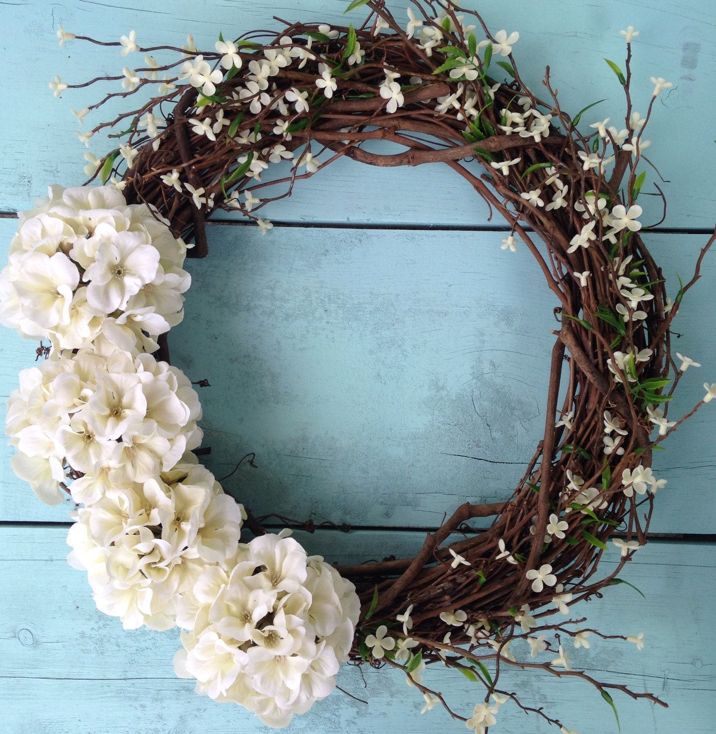 White Door Wreath,White Wreath,Spring Door Wreath, Bridal Gift, White Flower Wreath, Wedding Wreath, Wedding Decor, Rustic Wreath