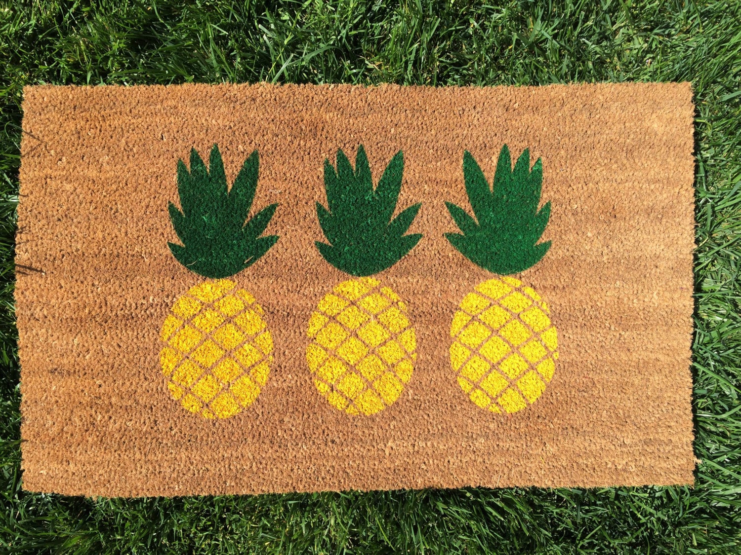 Pineapple doormat / Hand painted custom outdoor mat