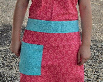 Reversible Women's Apron with Headband | Sea Pink | 100% Cotton | Handmade | Full Apron | Kitchen Apron | With Pockets | Ladies Apron
