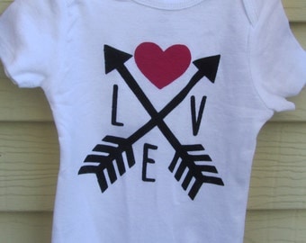 Baby girls LOVE valentine's Day onesie; Girl's LOVE Valentines day Tee shirt; Girls valentines day outfit; custom valentine's day bodysuit