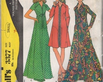 McCall's #3377 "Misses' and Women's Dress or Robe" Size Small (31.5-32.5/24-25/33.5-34.5)