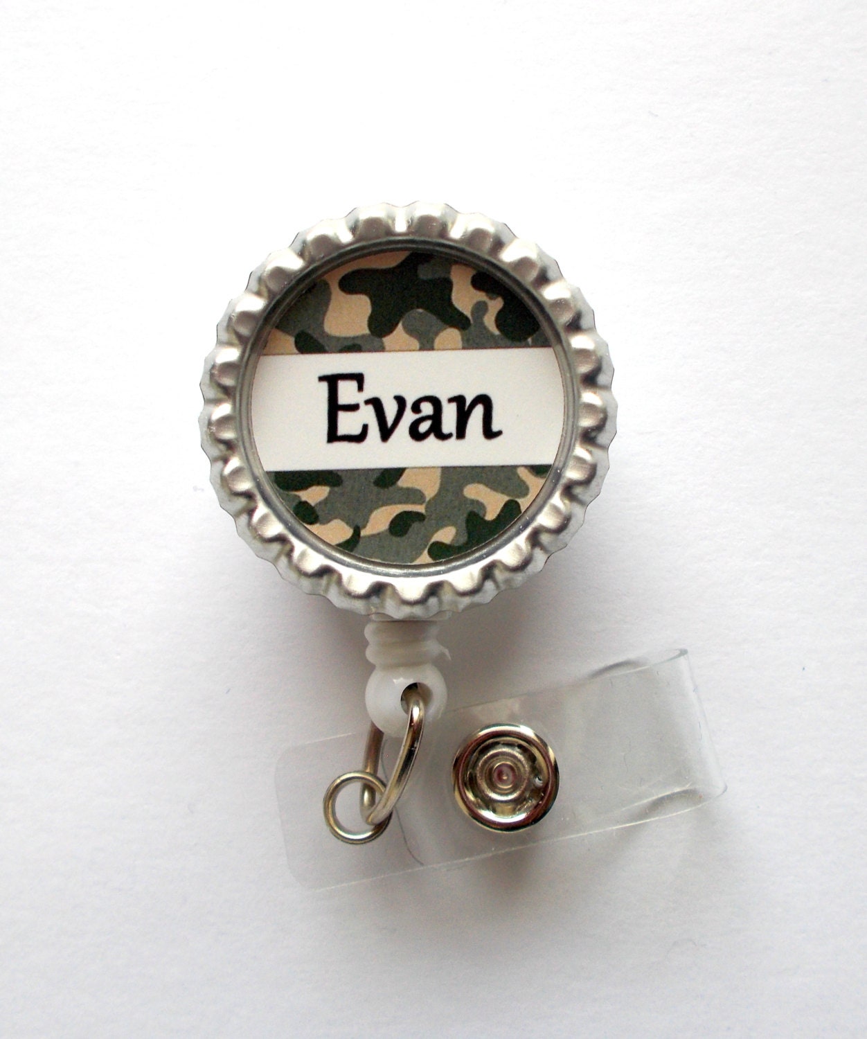 Personalized Camouflage Green Bottle Cap Badge Reel Male