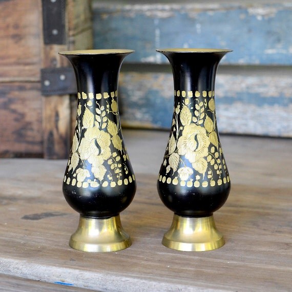 Brass And Black Enamel Vases Made In India Set Of 2 Hand Etched Floral Design Bold Bookends 9087