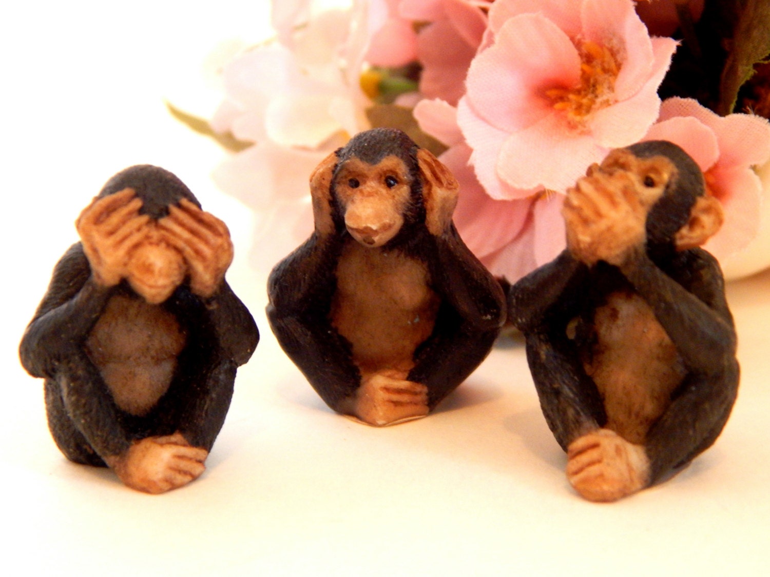 hear no evil monkey figurines