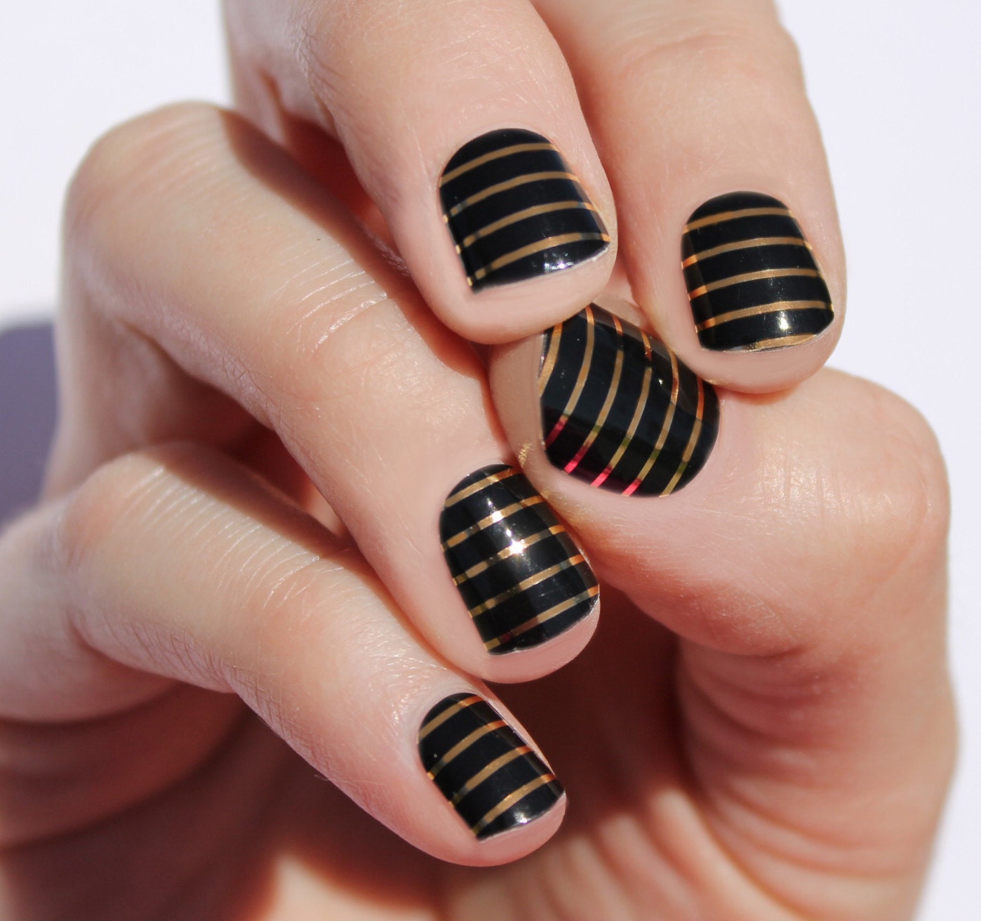 Black & Gold Stripe Nail Wraps