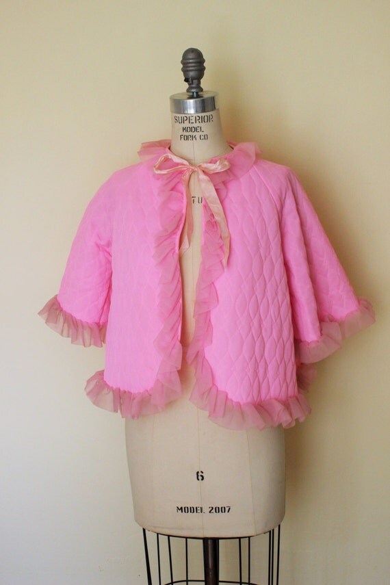 Vintage 1960s Pink Bed Jacket / 60s Quilted Bed Jacket / 1960s