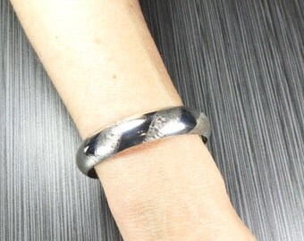 Vintage Sterling Silver Bangle Bracelet Vintage Silver Bracelet Silver Hinged Bracelet Vintage Engraved Bracelet - Free Shipping