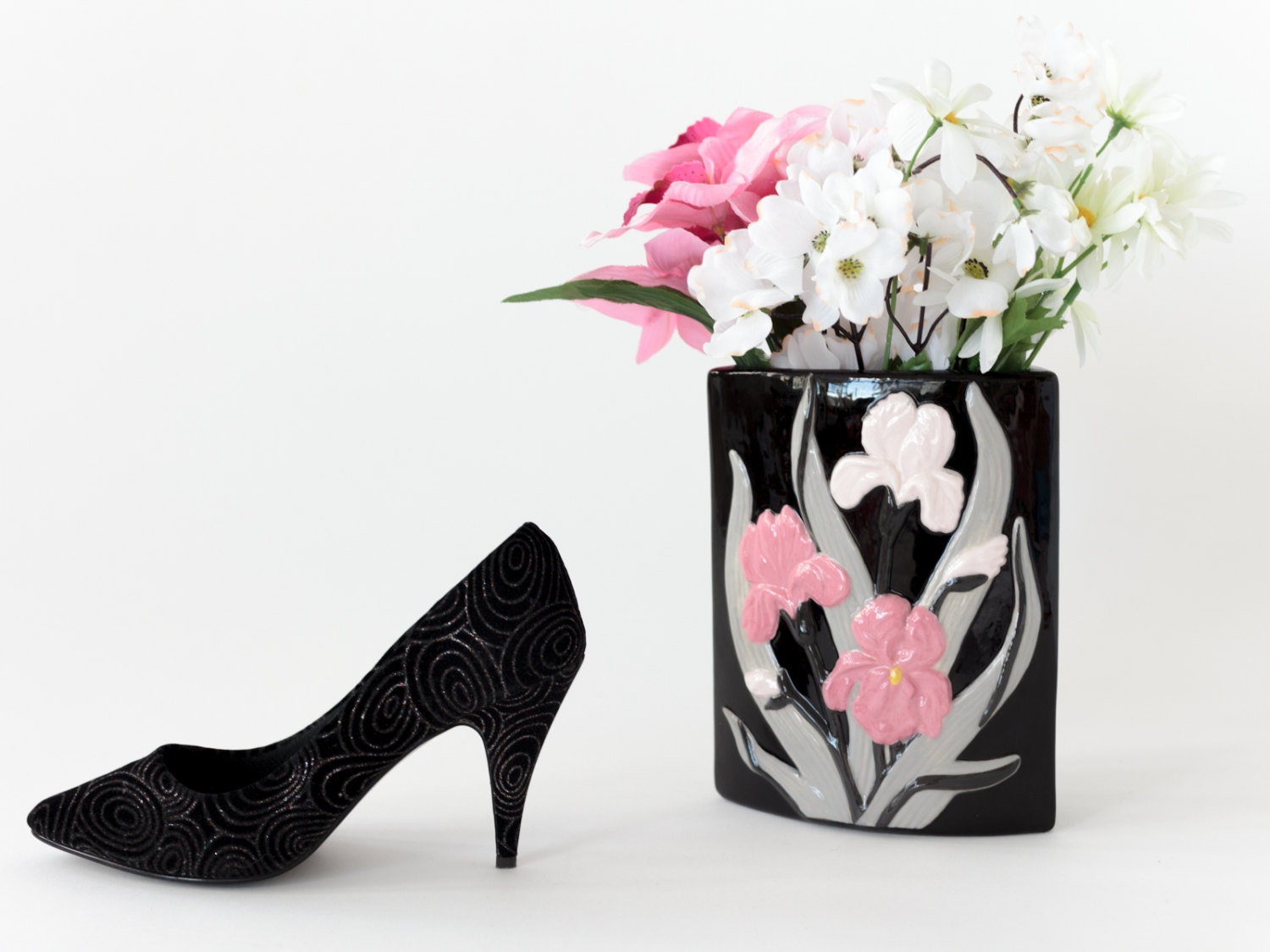 Vintage Black Velvet Pumps Size 7 1980s Stilettos Metal