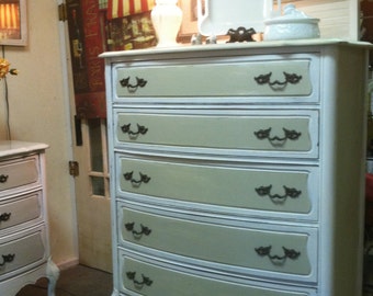 Painted chest of drawers Neutral color dresser French Provincial Bedroom Shabby but Chic 4 drawers French distressed Furniture Faux Paint