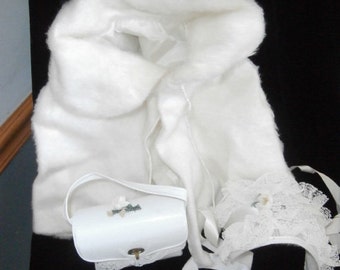 Flower Girl ~ 3 Piece White Poncho ~ Purse ~ Hat Set ~ Handmade 1950's Girl's Outfit