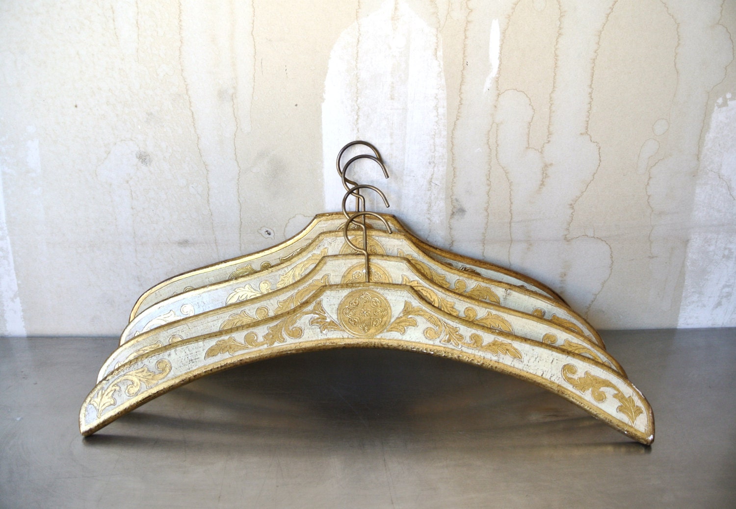 Stunning Vintage Ornate Wood Hangers Set Of 4 Victorian