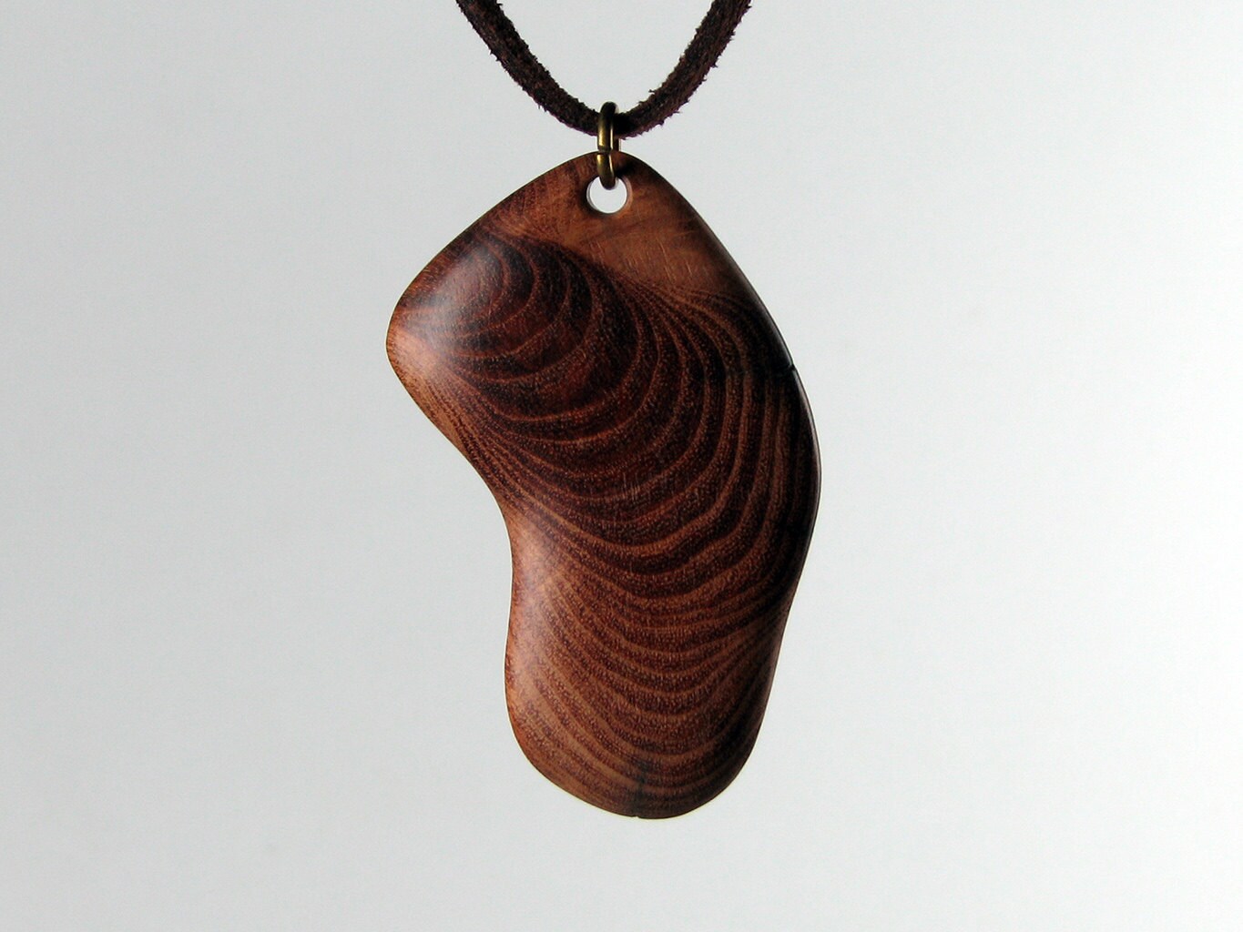 Handgemachte geschnitzte Holz Anhänger Holz Halskette
