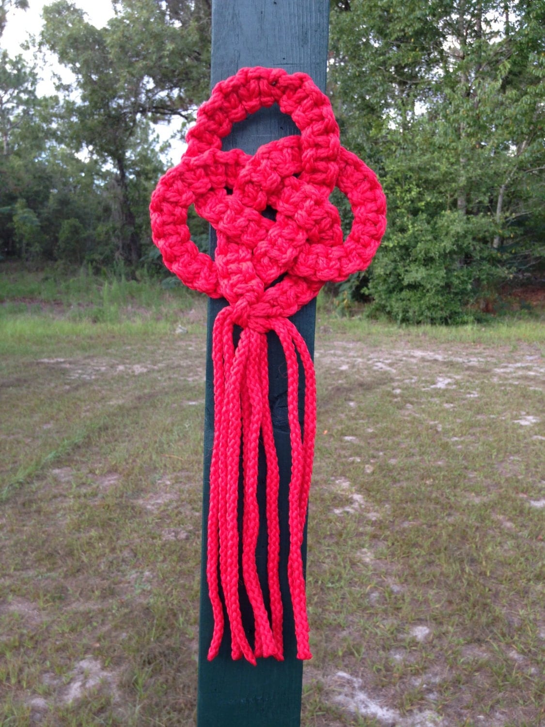 18 Large Red Love Knot Macrame Wall Decoration