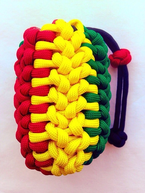 Paracord Pouch by CastilloParacord on Etsy