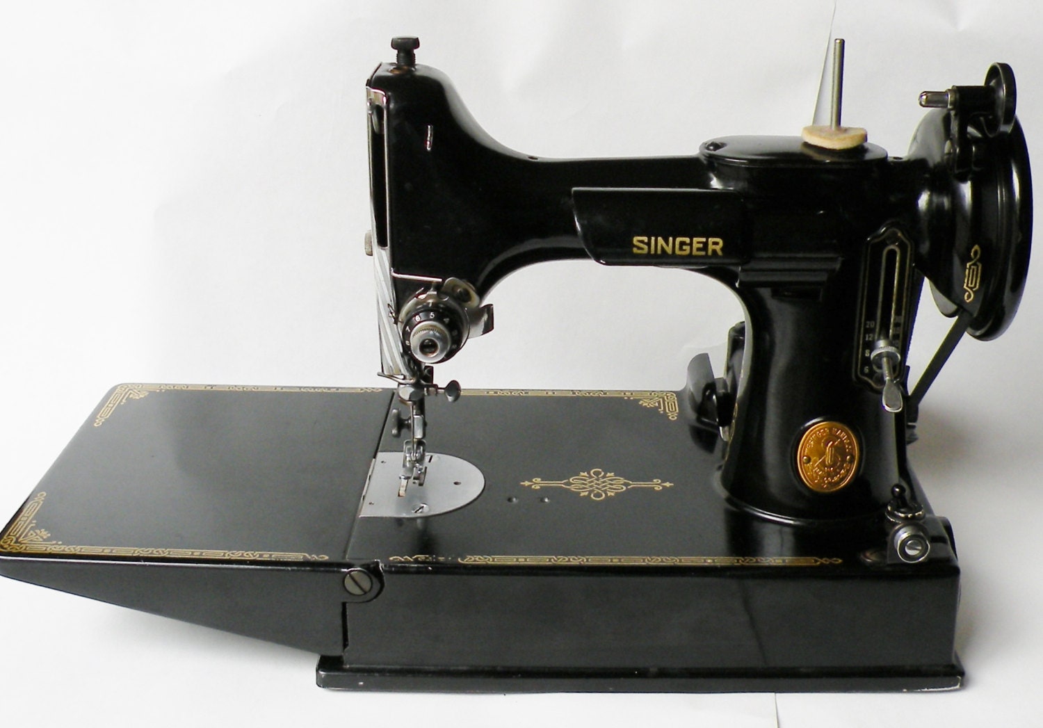 REDUCED Singer Featherweight 221 Singer Portable Sewing