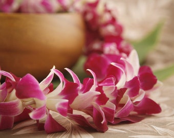Fresh Orchid Lei from Hawaii! - Choose Your Receive Date! - Fresh Flower Lei Hawaiian Weddings Graduation Luau Tiki Party