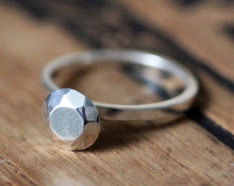 Alternative engagement rings ethical