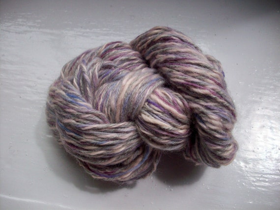 Unique handspun art yarn, hand dyed, alpaca, fun, heather colours by SpinningStreak