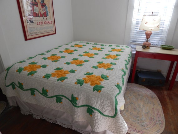 Vintage Floral Applique Quilt