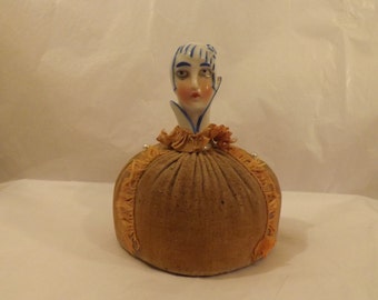 FREE SHIPPING RARE pincushion pin cushion half doll vintage art deco (Vault 12)