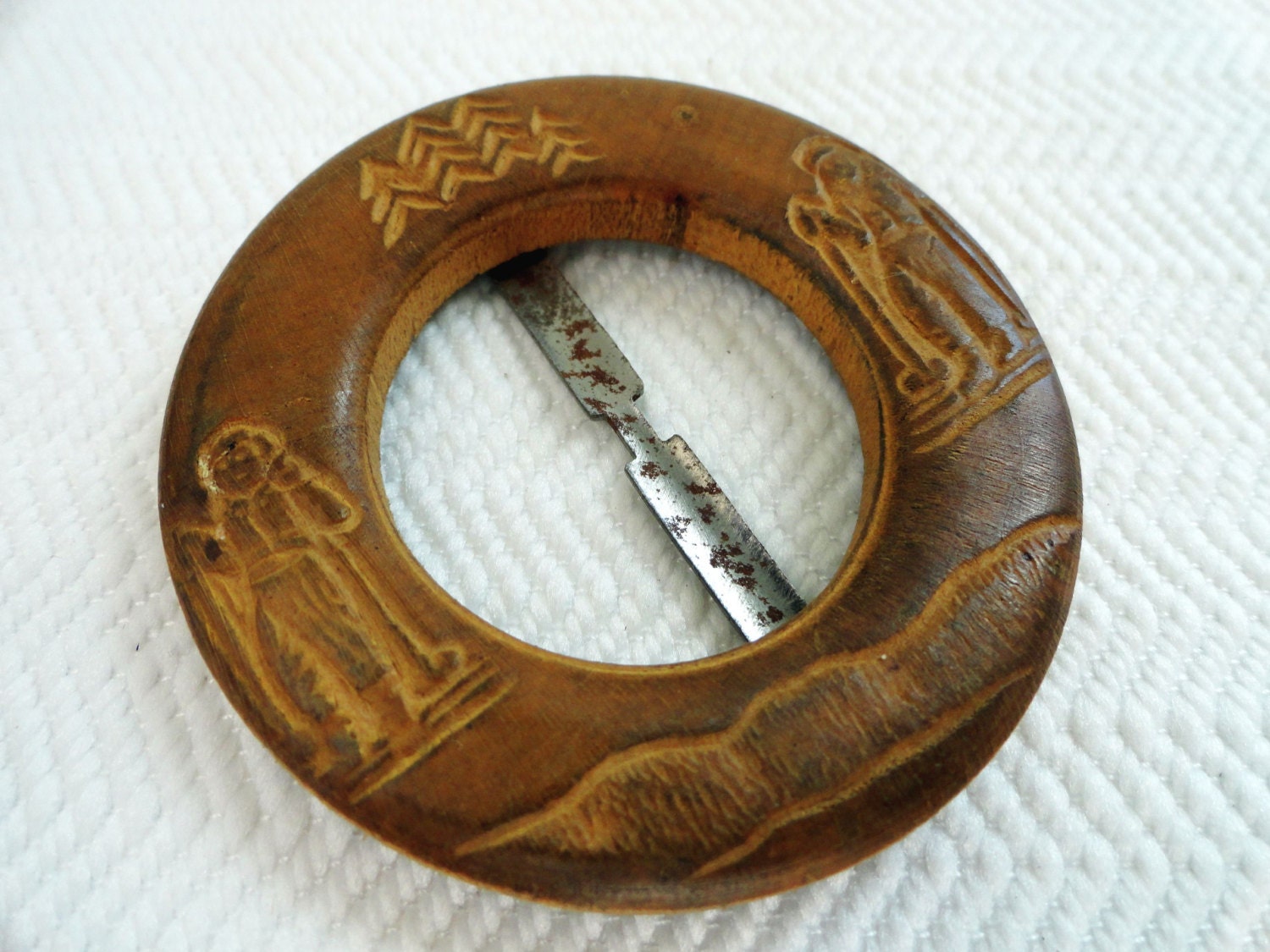 Hand Carved Vintage Wooden Belt Buckle by AddVintage on Etsy