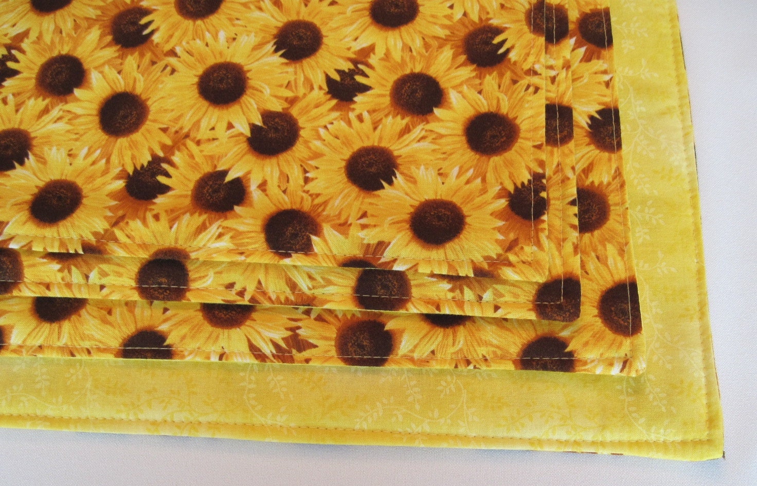 Yellow Sunflower Placemats Reversible set of by tracystreasuresri