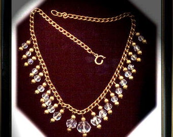 Beautiful Vintage Crystal Necklace