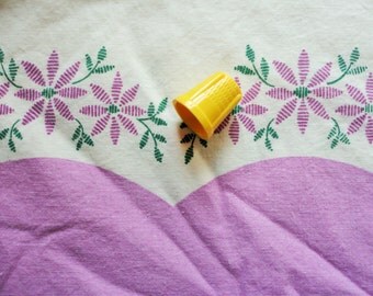 lavender floral border print vintage full feedsack fabric