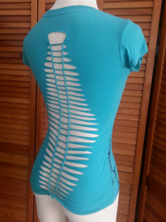 cut and braid t shirt