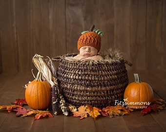Fall Hat, Crochet Pumpkin Hat, Newborn Photo Prop, Fall Photo Prop, Fall Baby Shower, Fall Baby Outfit, Halloween Hat, Halloween Costumes