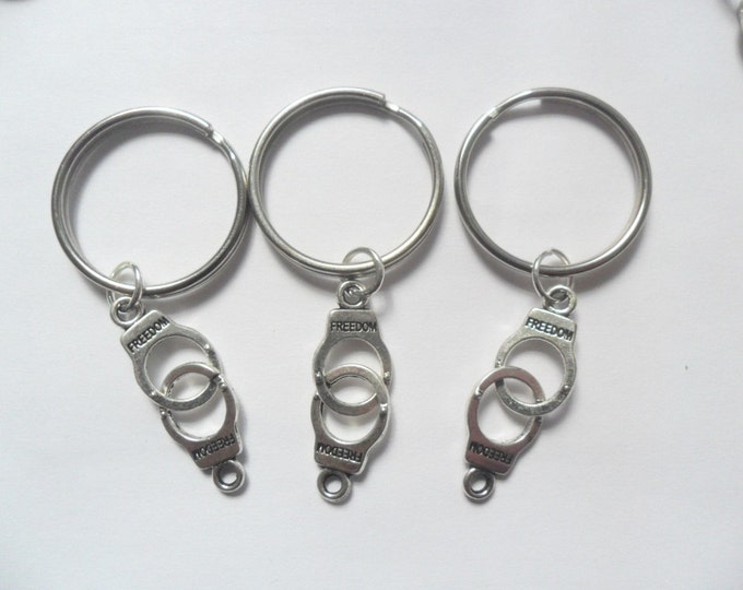 Best Friend Keychains 3 best friends handcuff keychains partners in crime bff couples sisters BFF