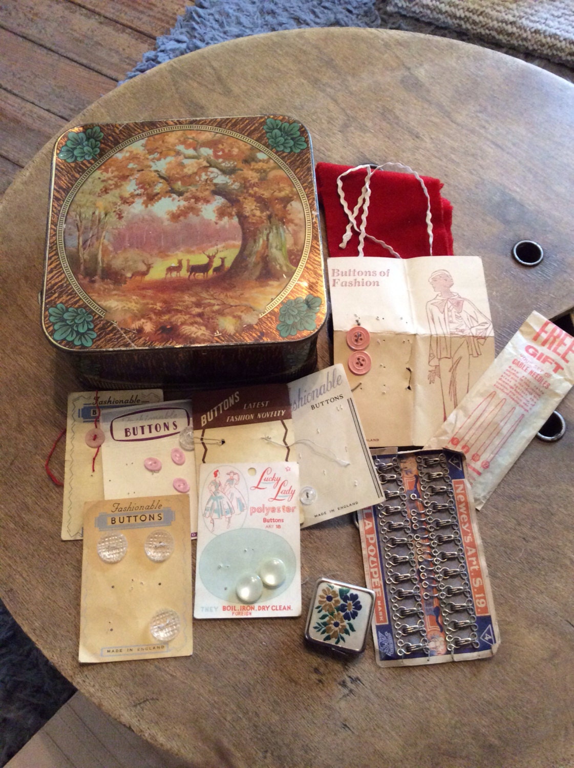 Vintage Sewing Kit Retro Tin Sewing Trinket by SatiableFashion