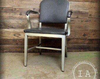 Industrial 1940s General Fireproofing Co. Goodform Aluminium Chair