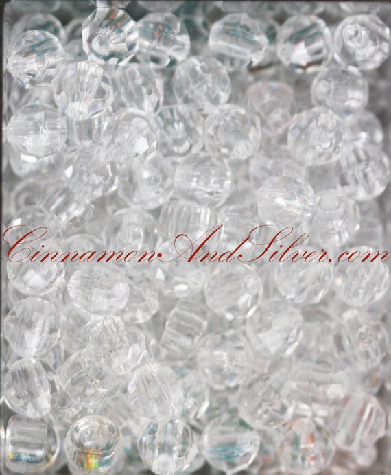 30 Pack Crystal Clear Medium Round Faceted Plastic Beads for
