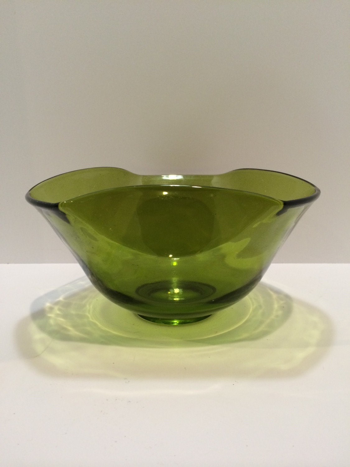 Vintage Avocado Green Glass Salad Serving Bowl Haute Juice